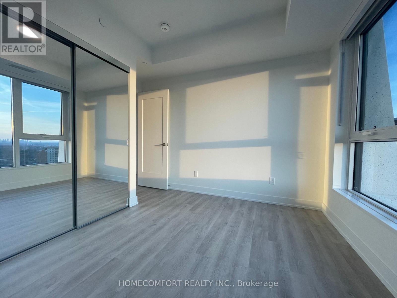 2512 - 60 Central Park Road Way, Toronto, Ontario  M9A 0E6 - Photo 34 - W12980770