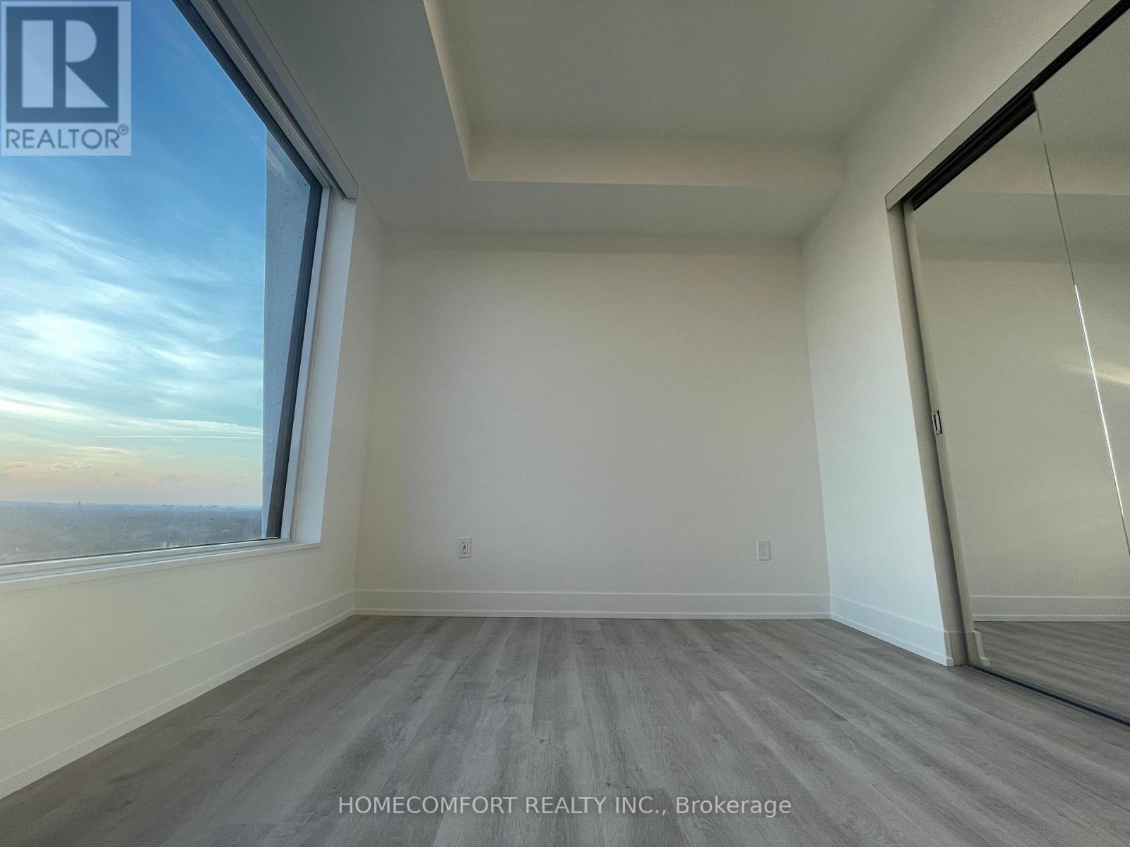 2512 - 60 Central Park Road Way, Toronto, Ontario  M9A 0E6 - Photo 32 - W12980770