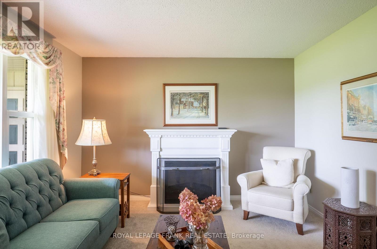 383 Old Surrey Lane, Kawartha Lakes, Ontario  K0M 1A0 - Photo 8 - X12594004