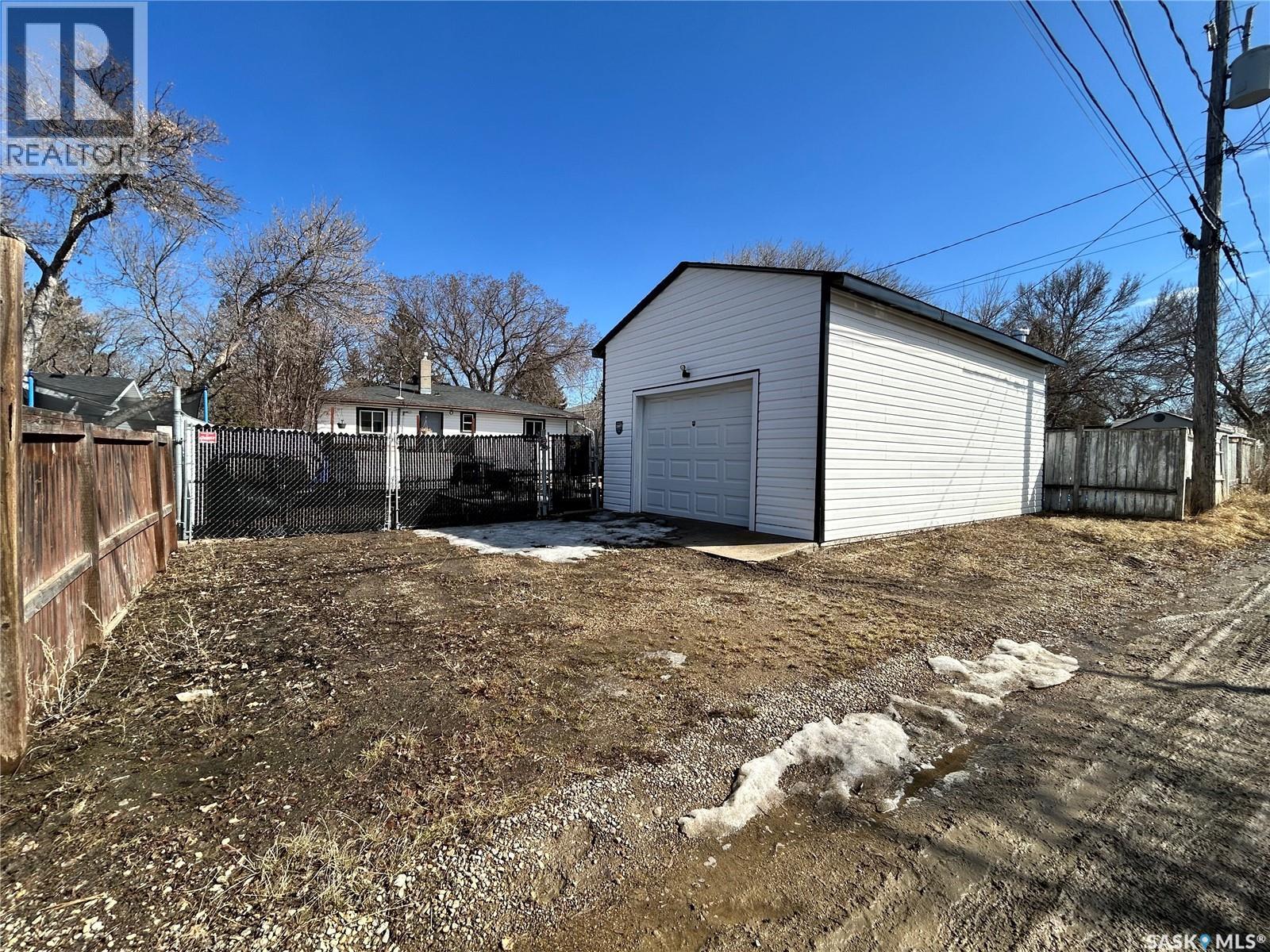 Street 1726 Forget Street, Regina, Saskatchewan  S4T 4Y5 - Photo 23 - SK032605