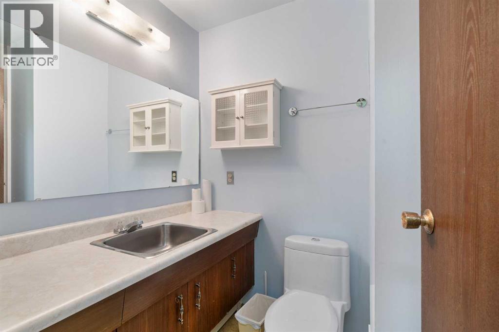 4214 50 Avenue, Olds, Alberta  T4H 1A5 - Photo 29 - A2287035