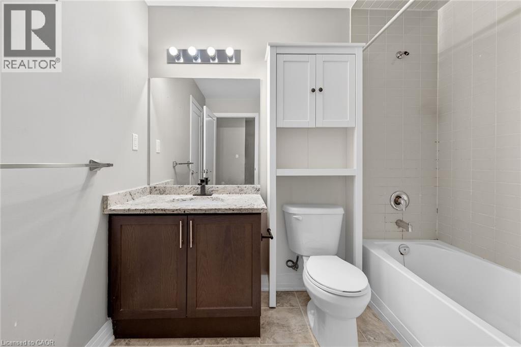 10 Concord Place Unit# 110, Grimsby, Ontario  L3M 0G6 - Photo 17 - 40807643