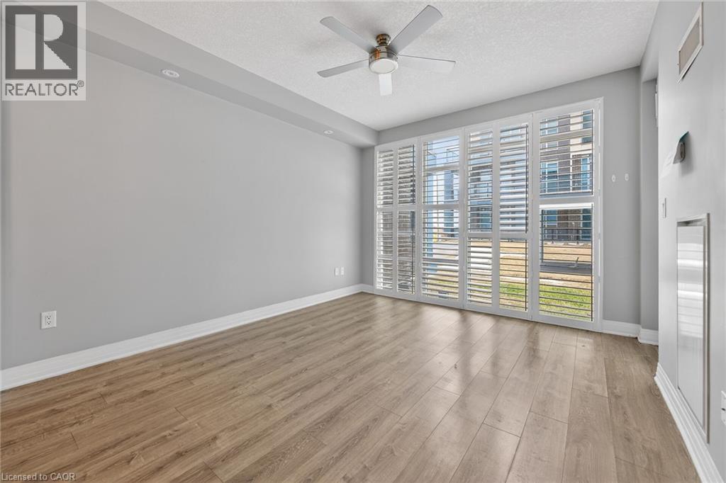 10 Concord Place Unit# 110, Grimsby, Ontario  L3M 0G6 - Photo 9 - 40807643