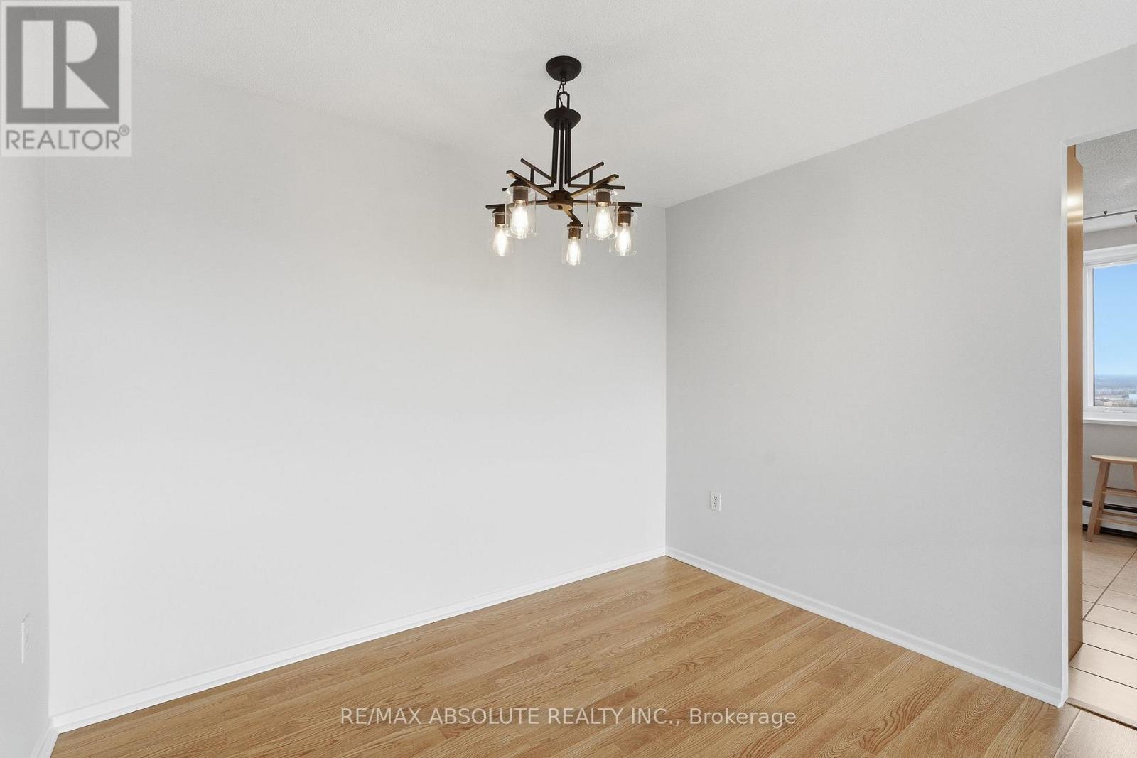 1010 - 915 Elmsmere Road, Ottawa, Ontario  K1J 8H8 - Photo 13 - X12986190