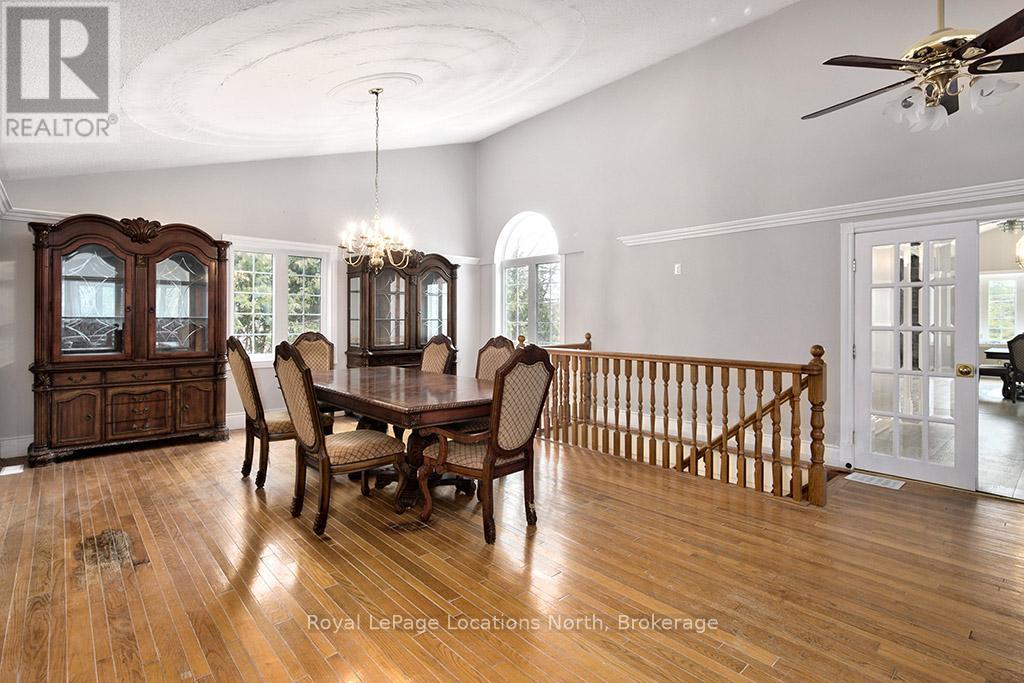 252 Swiss Meadows Boulevard, Blue Mountains, Ontario  N0H 2E0 - Photo 15 - X12986202