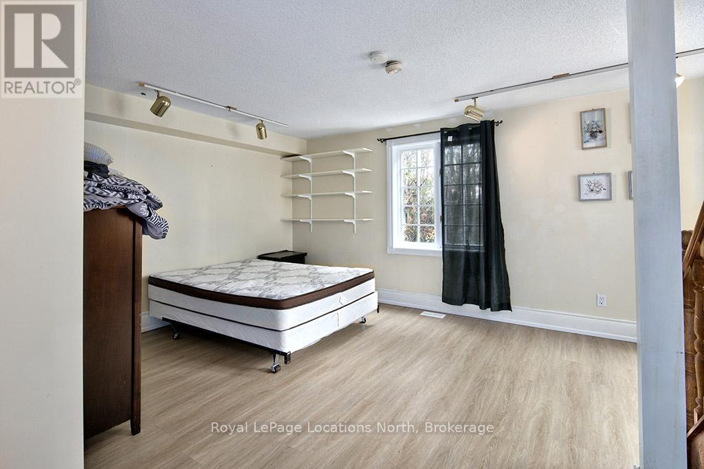 252 Swiss Meadows Boulevard, Blue Mountains, Ontario  N0H 2E0 - Photo 32 - X12986202