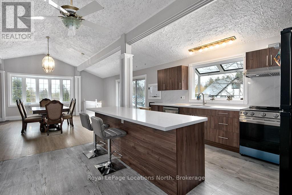 252 Swiss Meadows Boulevard, Blue Mountains, Ontario  N0H 2E0 - Photo 8 - X12986202