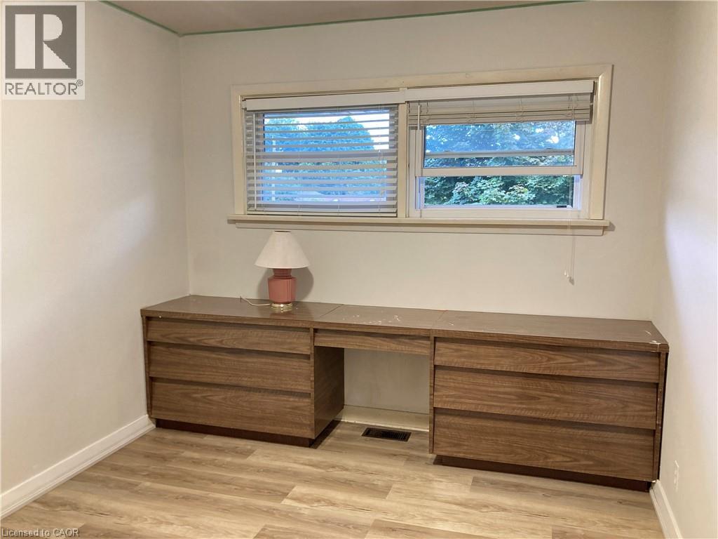 173 Washington Avenue, Waterloo, Ontario  N2J 2N6 - Photo 16 - 40819832