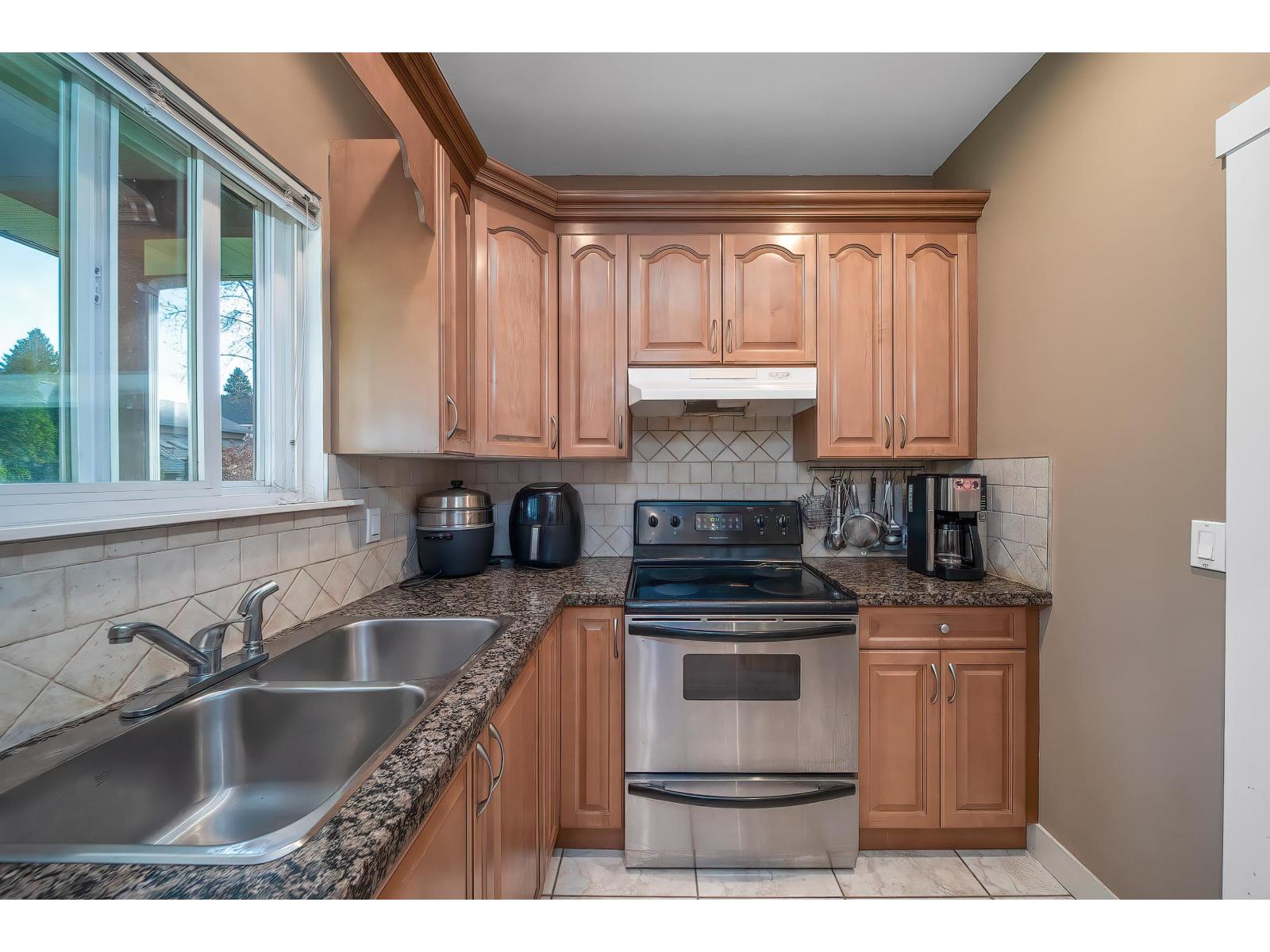 15959 110a Avenue, Surrey, British Columbia  V4N 4Y2 - Photo 20 - R3108105