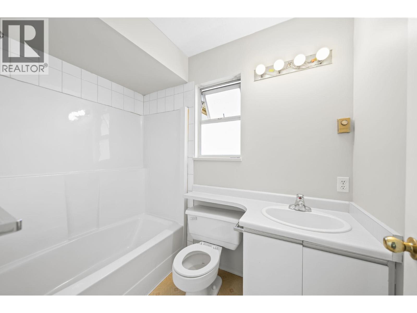 302 8600 Westminster Highway, Richmond, British Columbia  V6X 1A8 - Photo 18 - R3108267