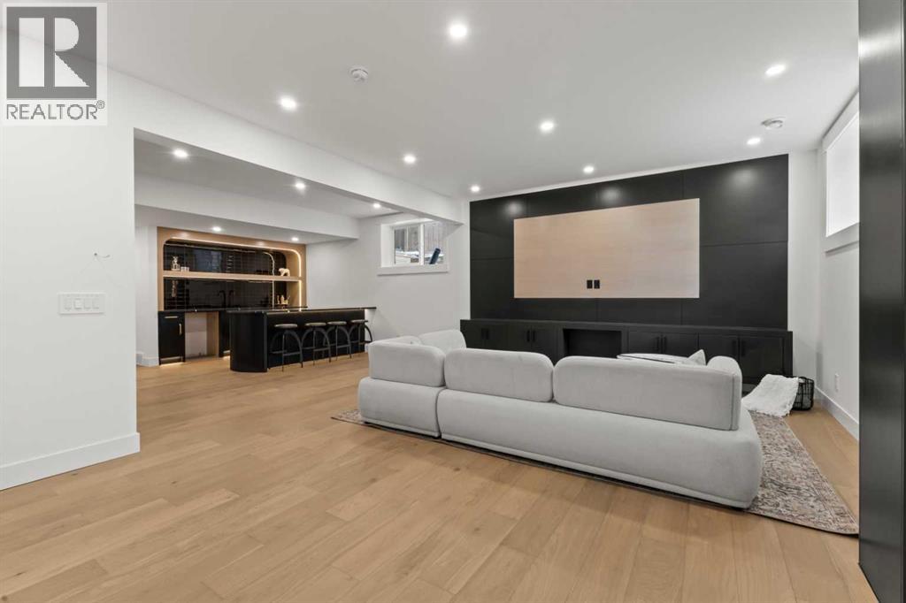 1910 Broadview Road, Calgary, Alberta  T2N 3H7 - Photo 41 - A2298662