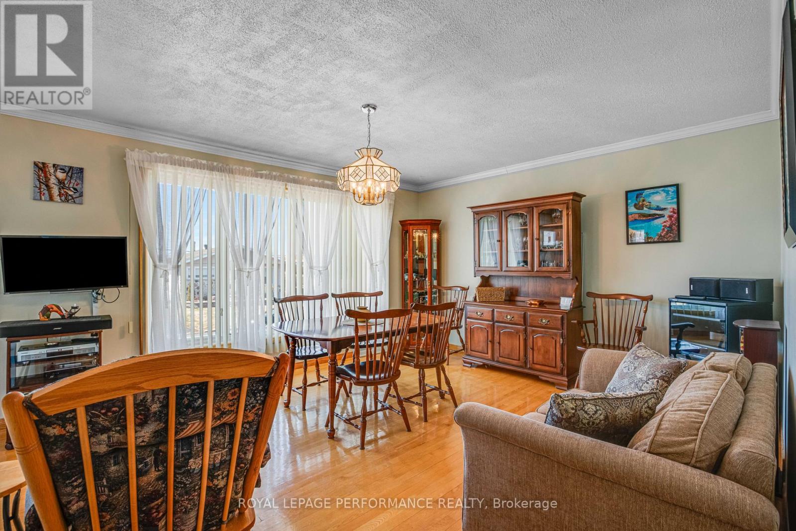 459 Theriault Street, Hawkesbury, Ontario  K6A 1Z4 - Photo 13 - X12986176