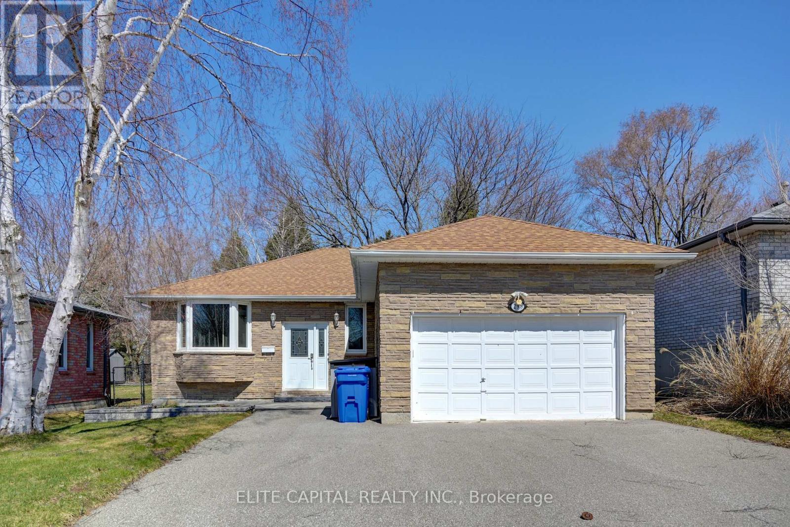 UPPER - 298 TAMPA DRIVE, Georgina, Ontario