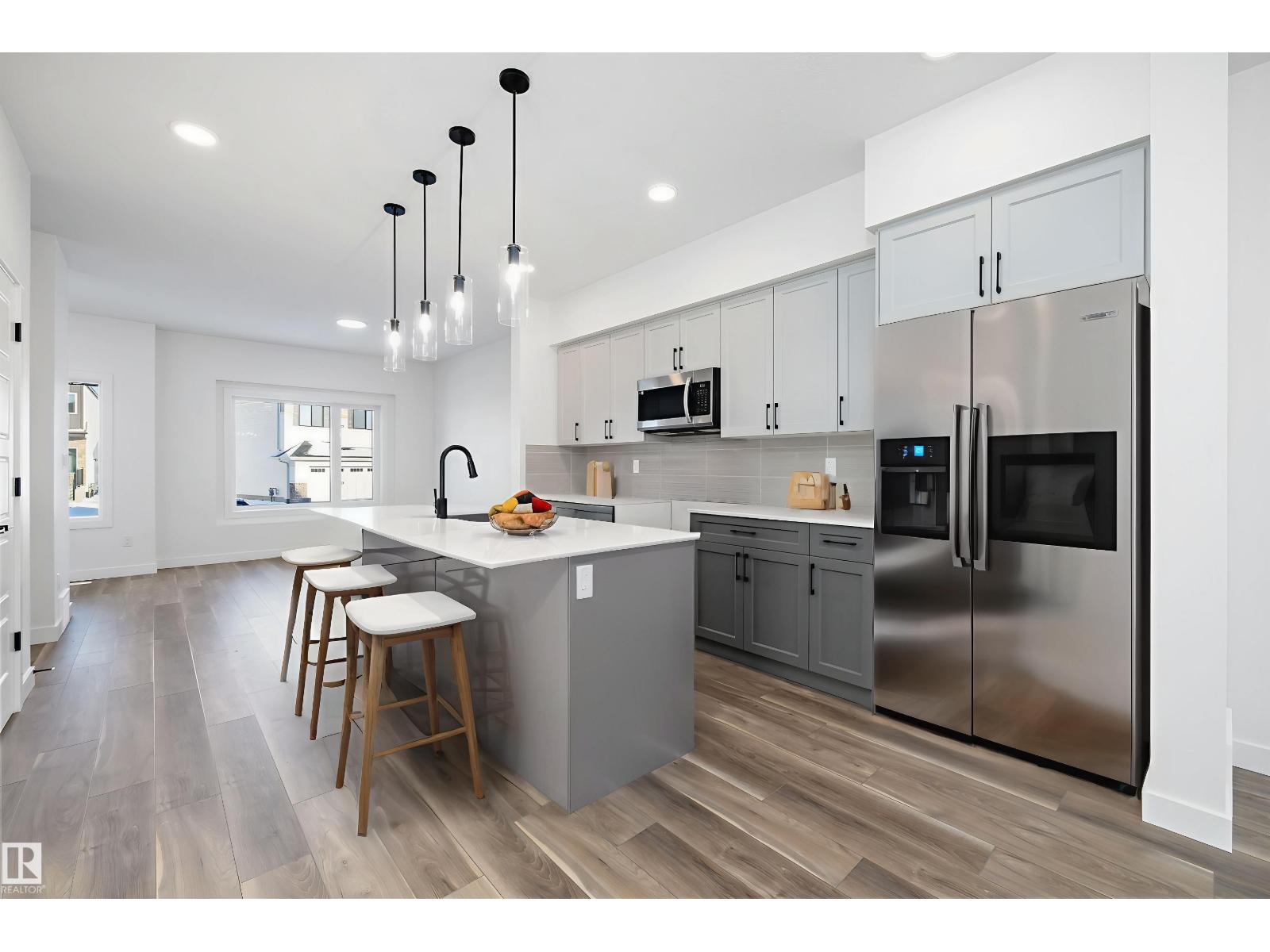 17544 63 St Nw, Edmonton, Alberta  T5Y 4A5 - Photo 7 - E4481829