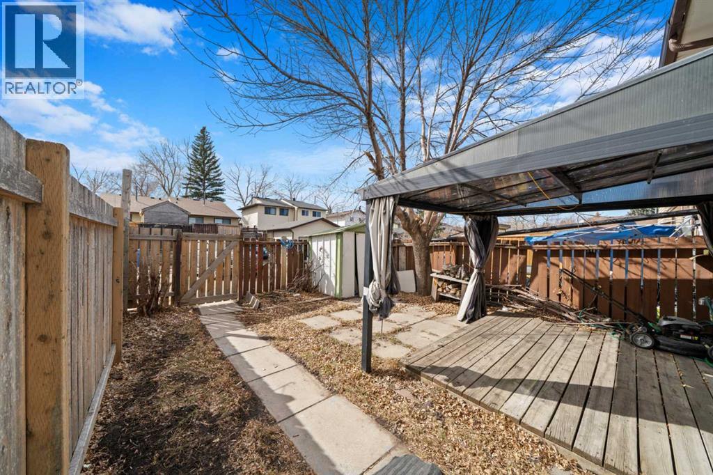 124 Berkley Way Nw, Calgary, Alberta  T3K 1B6 - Photo 21 - A2292381