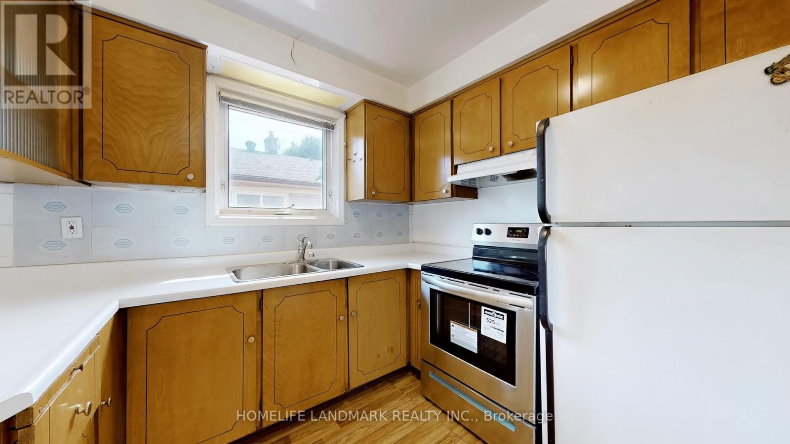 26 Roywood Drive, Toronto, Ontario  M3A 2C6 - Photo 14 - C12986226