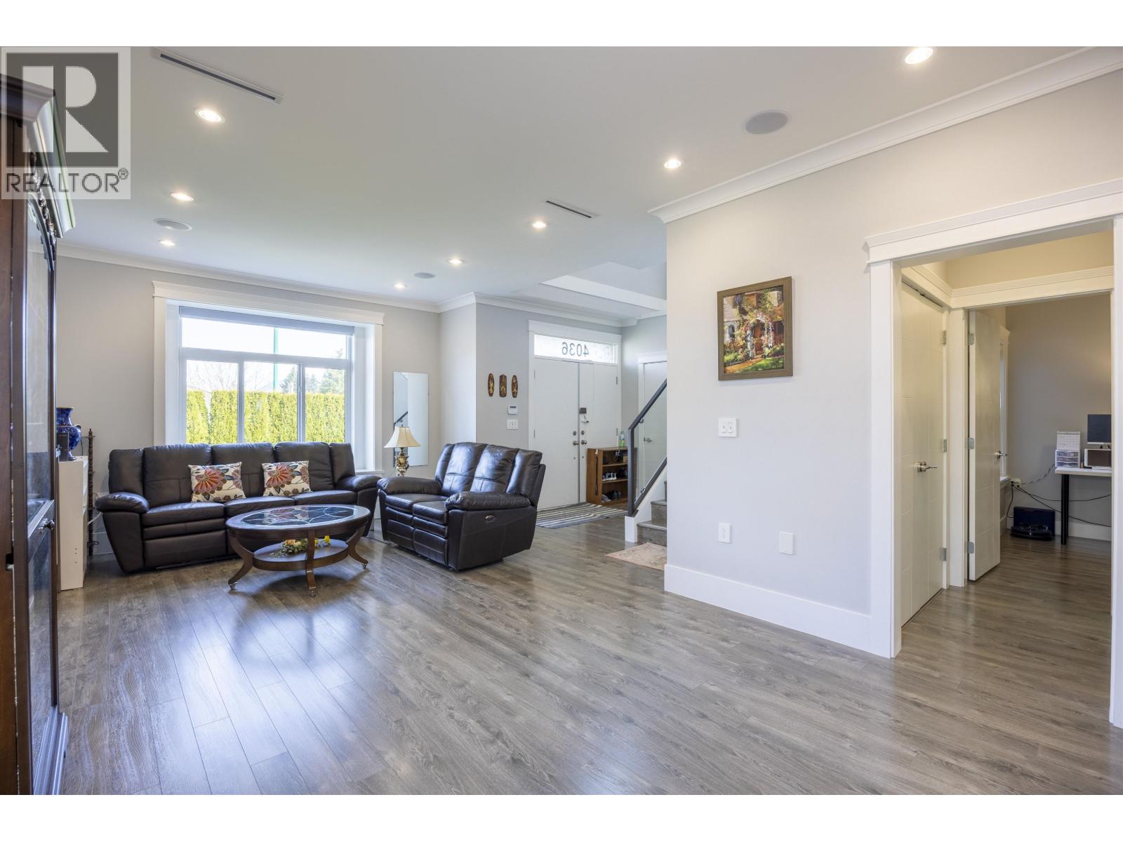 4036 Moscrop Street, Burnaby, British Columbia  V5G 2E3 - Photo 6 - R3107121