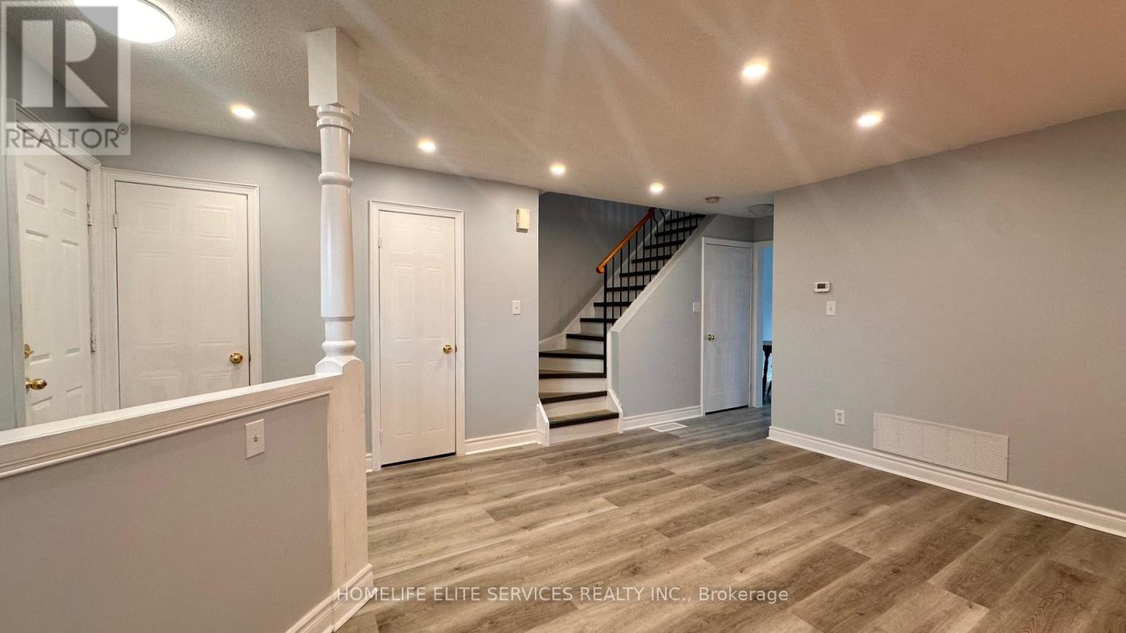 7 Lenthall Avenue, Toronto, Ontario  M1B 2C7 - Photo 9 - E12986238