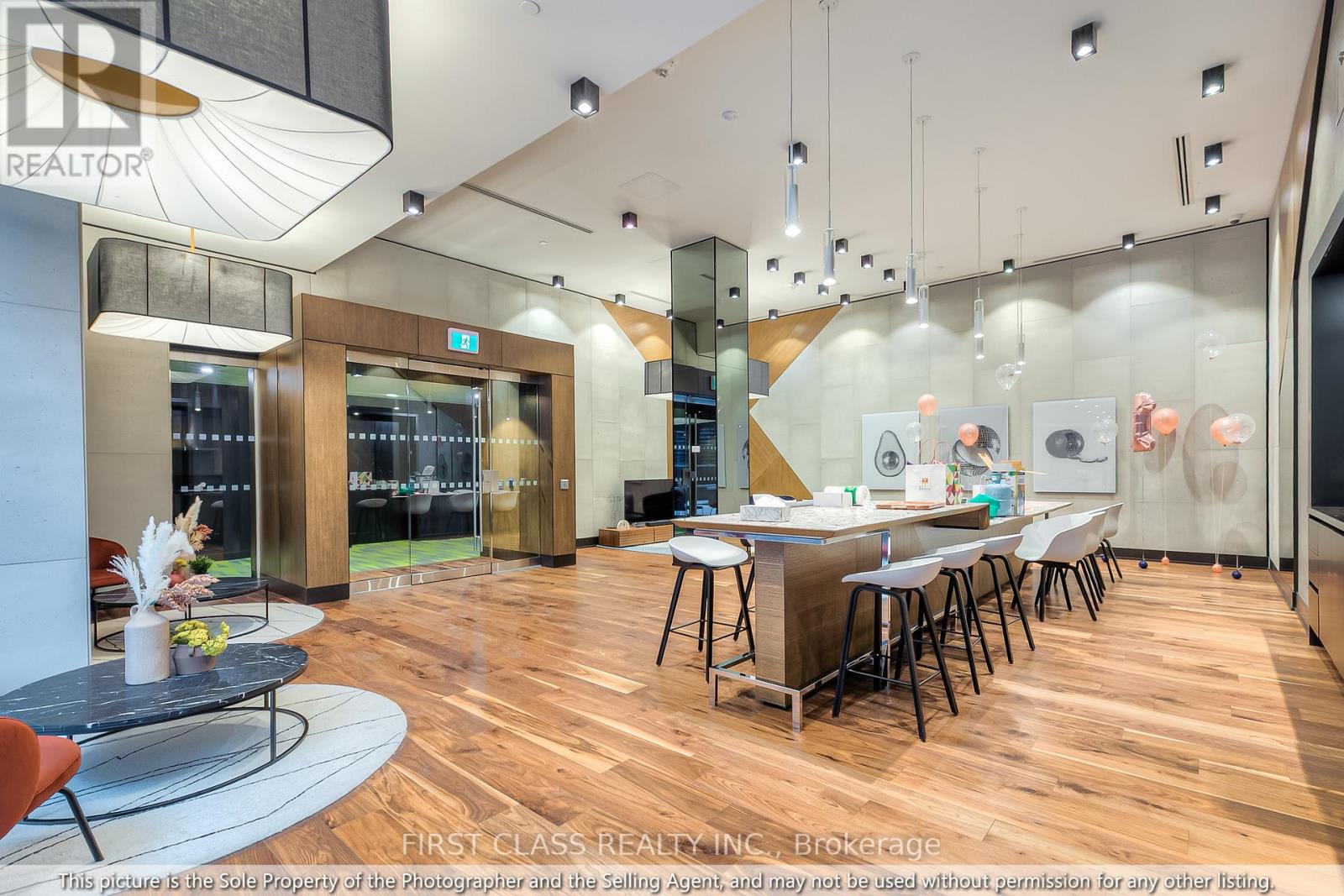 1713 - 292 Verdale Crossing, Markham, Ontario  L6G 0H6 - Photo 2 - N12986220