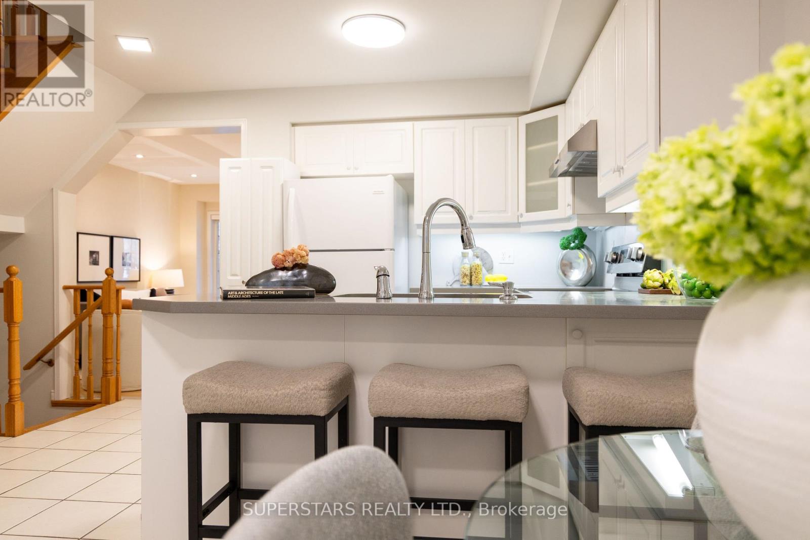 329 Bur Oak Avenue, Markham, Ontario  L6C 2V3 - Photo 12 - N12986240