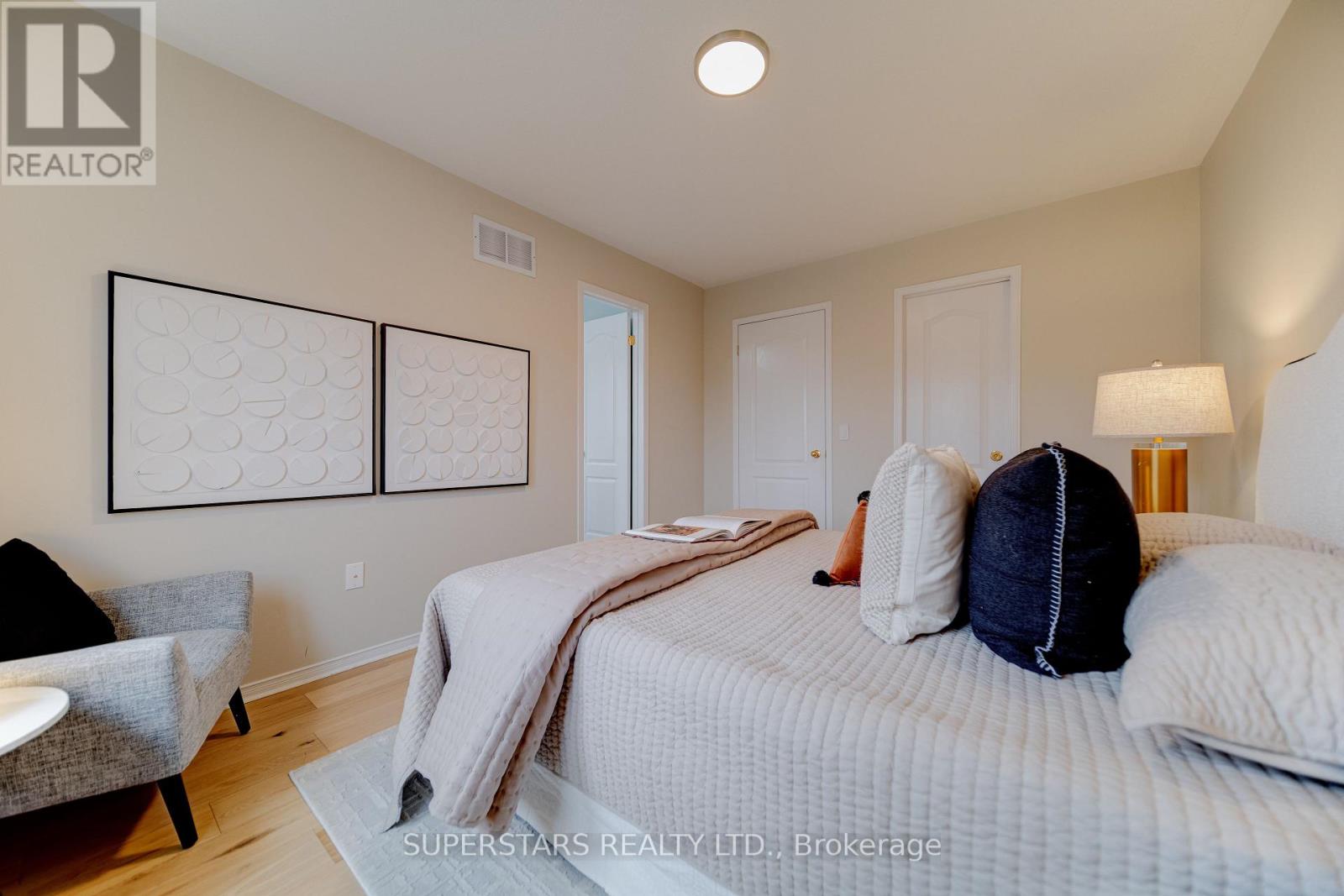 329 Bur Oak Avenue, Markham, Ontario  L6C 2V3 - Photo 23 - N12986240