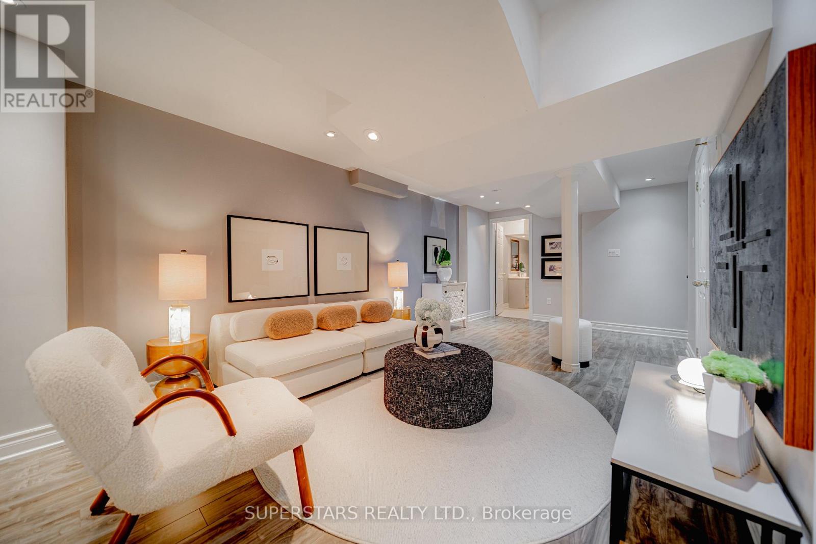 329 Bur Oak Avenue, Markham, Ontario  L6C 2V3 - Photo 32 - N12986240