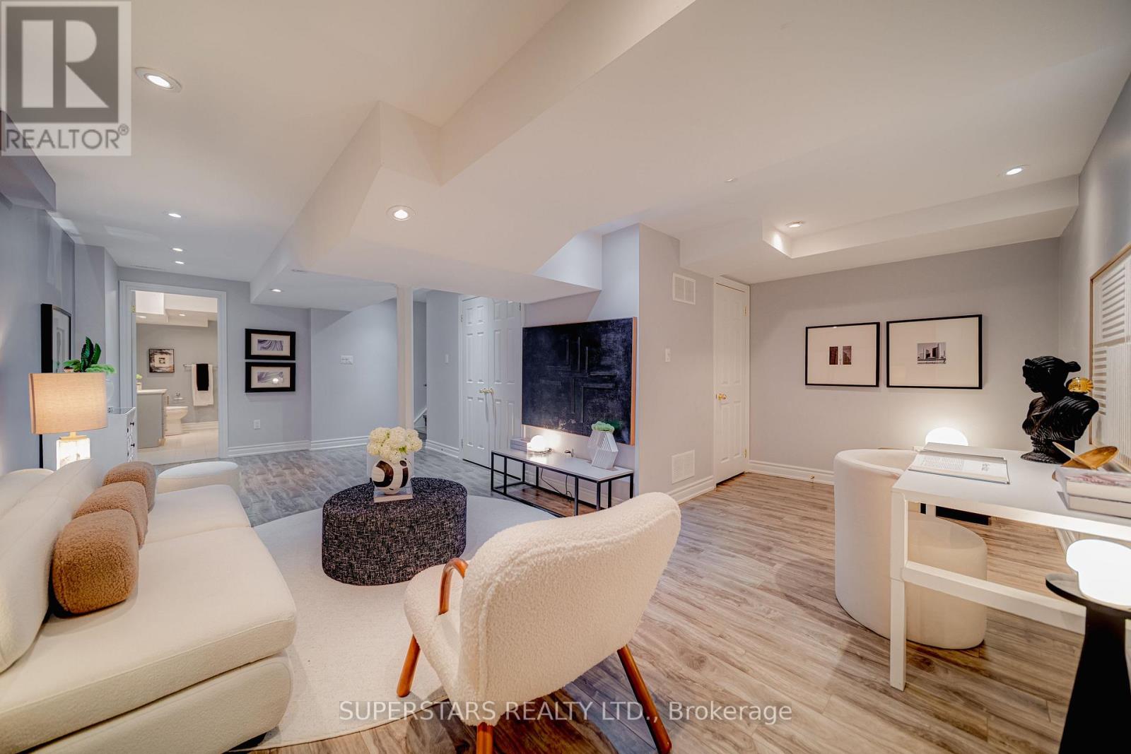 329 Bur Oak Avenue, Markham, Ontario  L6C 2V3 - Photo 34 - N12986240