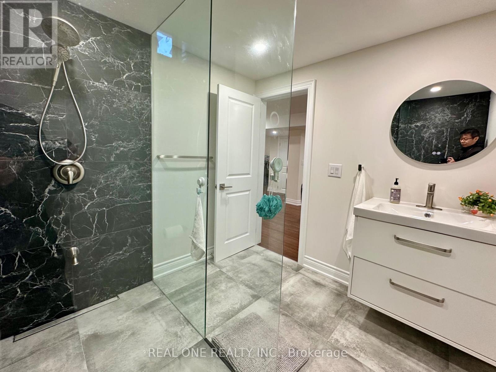 81 Bilbermar Drive, Richmond Hill, Ontario  L4S 1B9 - Photo 34 - N12986244