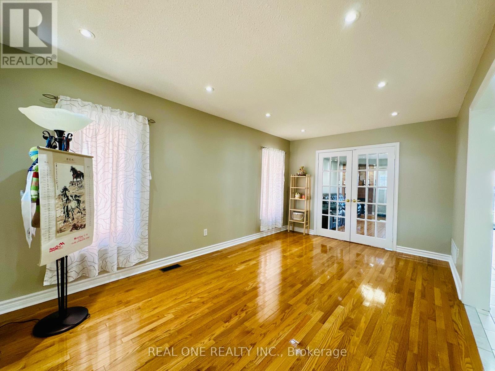 81 Bilbermar Drive, Richmond Hill, Ontario  L4S 1B9 - Photo 5 - N12986244