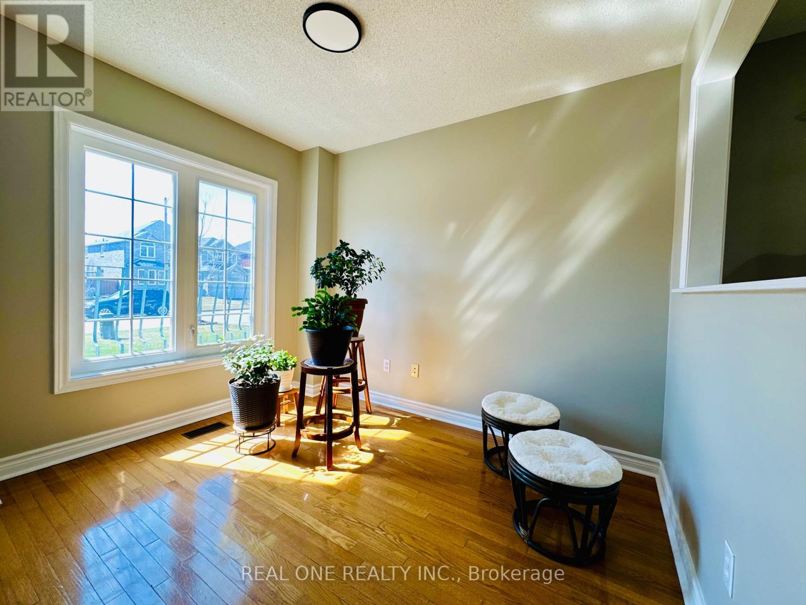 81 Bilbermar Drive, Richmond Hill, Ontario  L4S 1B9 - Photo 6 - N12986244