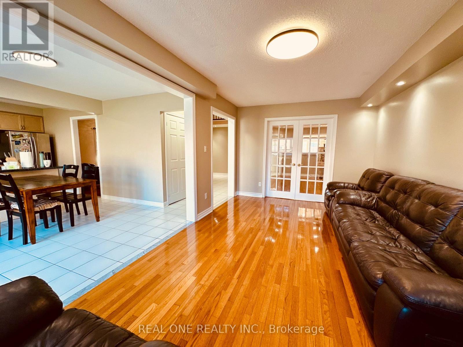 81 Bilbermar Drive, Richmond Hill, Ontario  L4S 1B9 - Photo 8 - N12986244