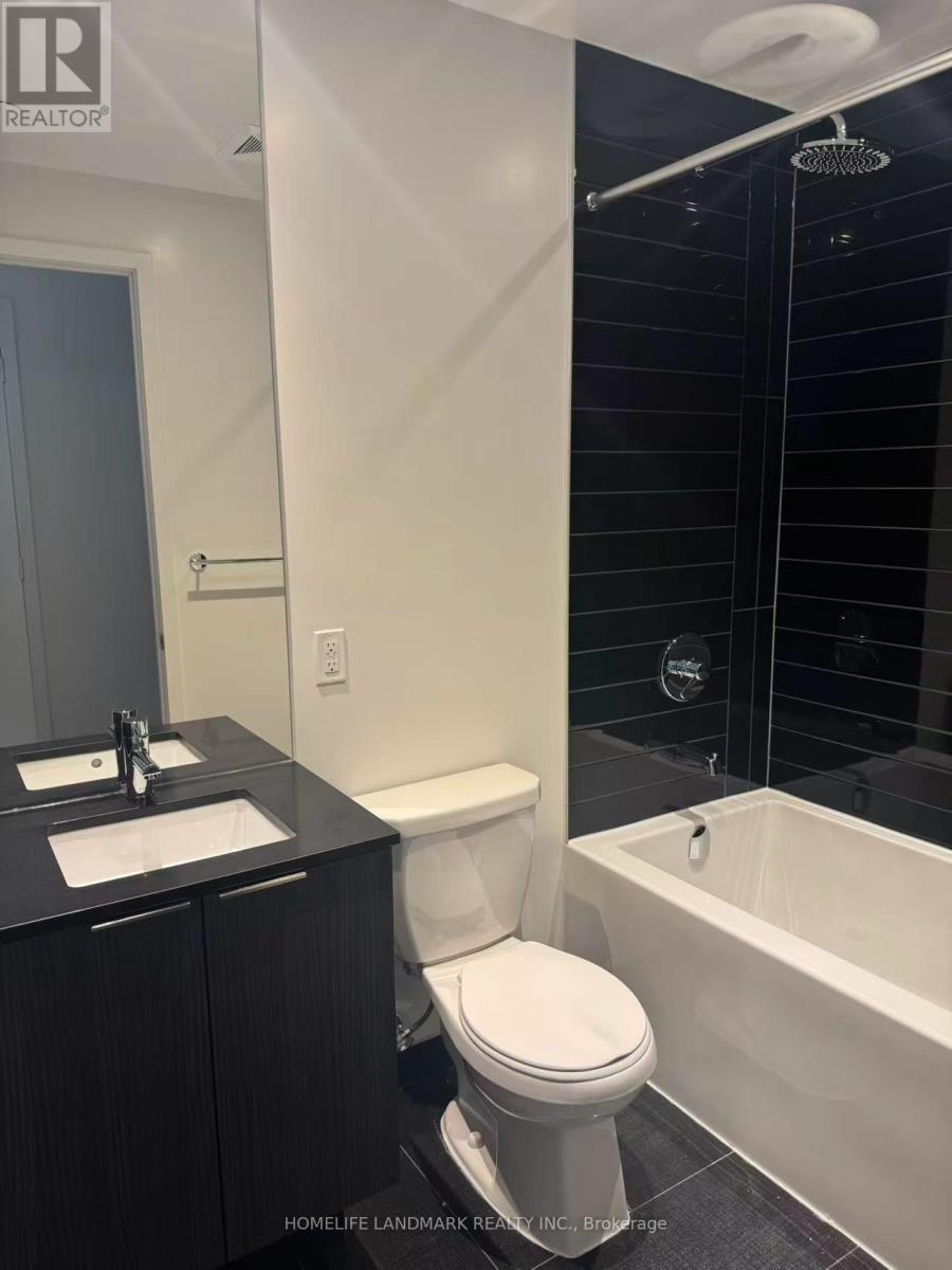 3601 - 448 Burnhamthorpe Road W, Mississauga, Ontario  L5B 4M6 - Photo 8 - W12986214