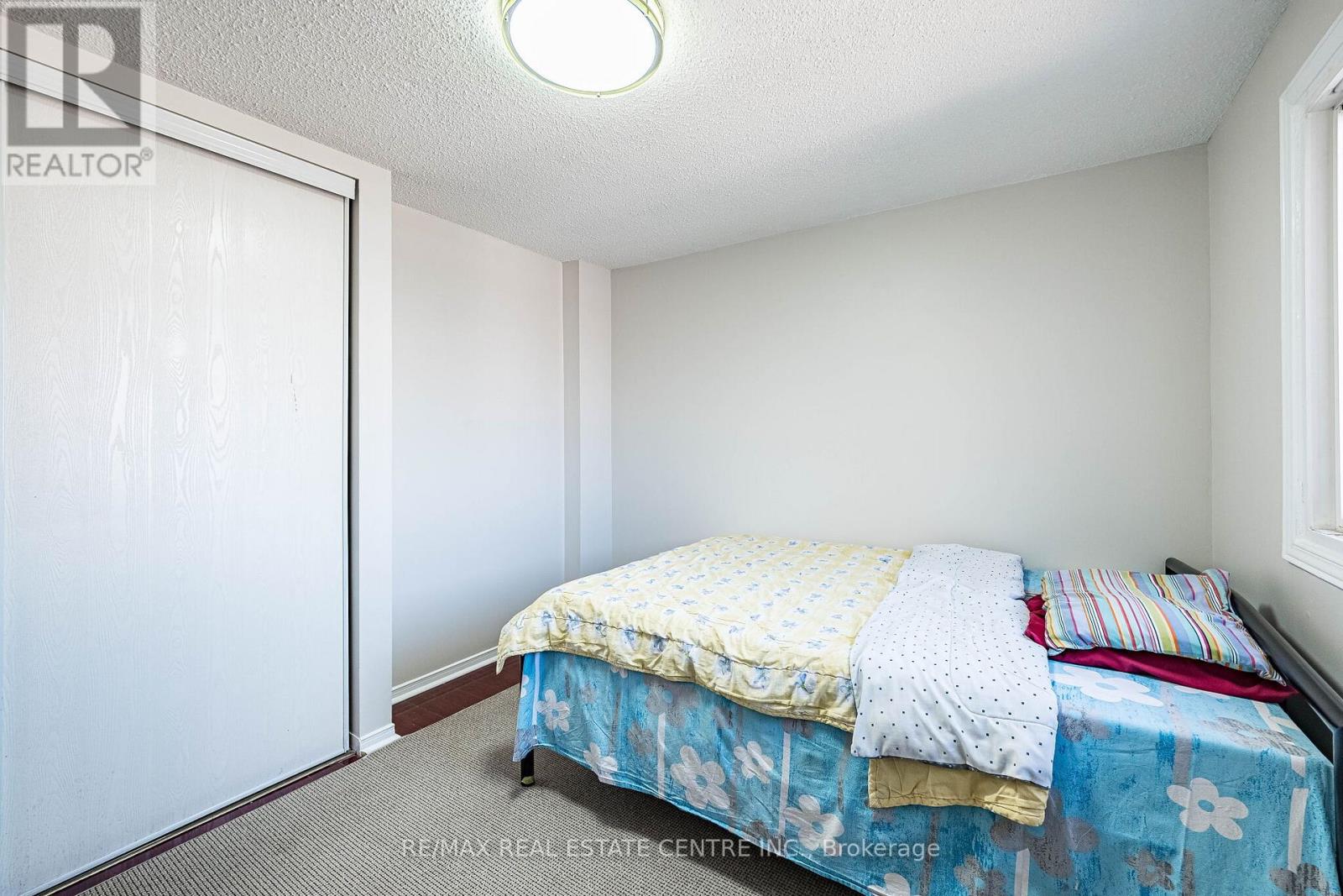 4 Howell Street, Brampton, Ontario  L6Y 3J6 - Photo 31 - W12986218