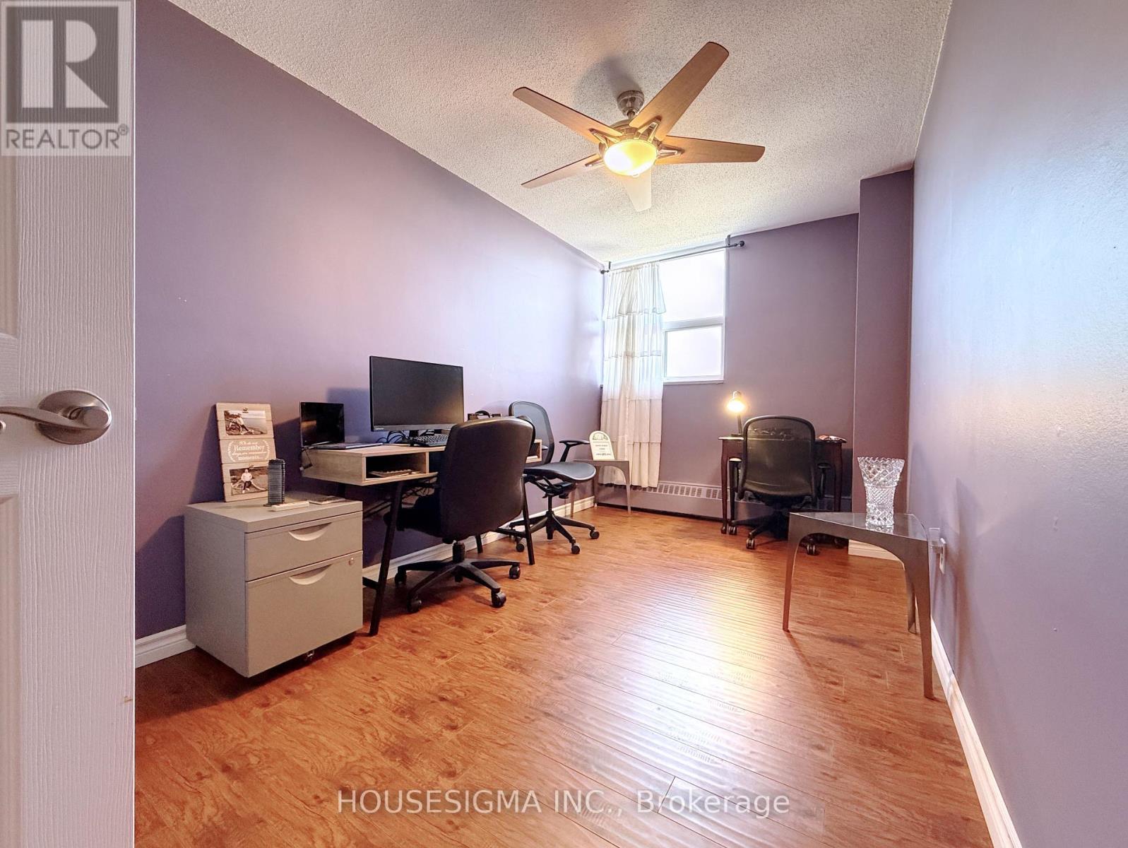 1002 - 15 Albright Road, Hamilton, Ontario  L8K 5J2 - Photo 10 - X12986224