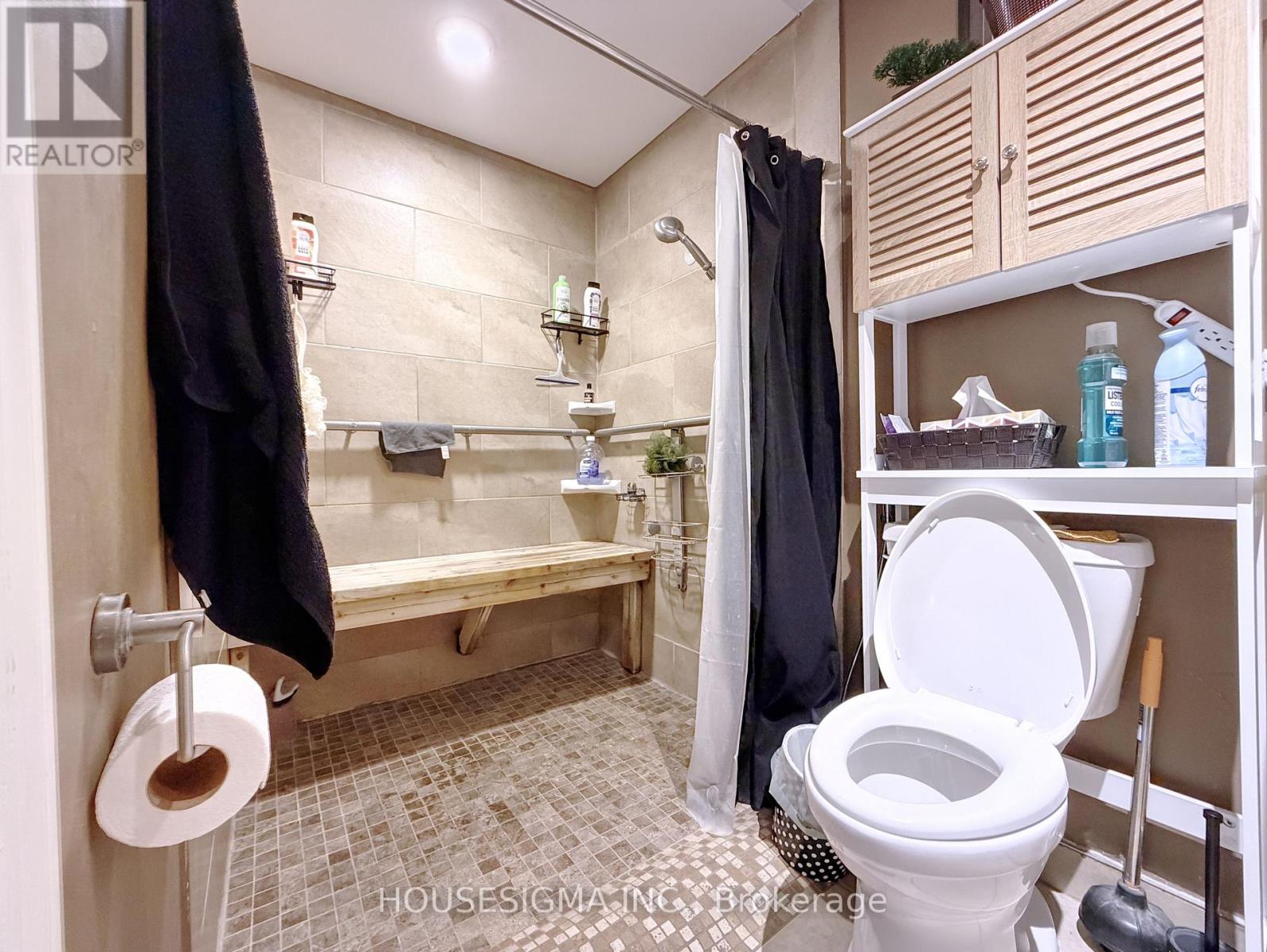 1002 - 15 Albright Road, Hamilton, Ontario  L8K 5J2 - Photo 14 - X12986224