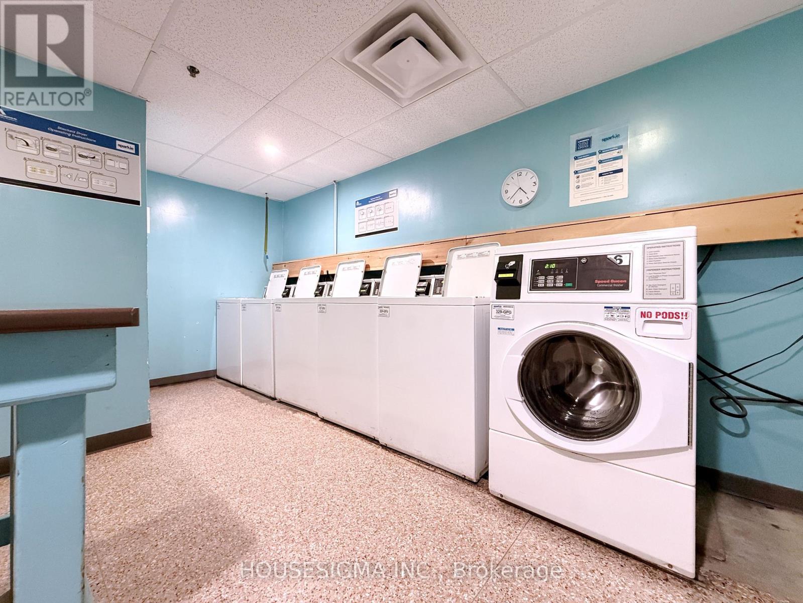 1002 - 15 Albright Road, Hamilton, Ontario  L8K 5J2 - Photo 22 - X12986224