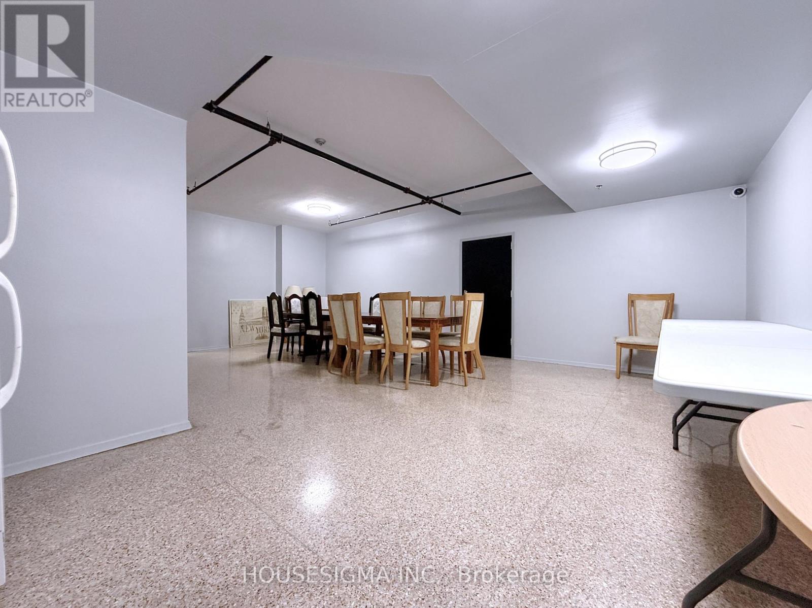 1002 - 15 Albright Road, Hamilton, Ontario  L8K 5J2 - Photo 25 - X12986224