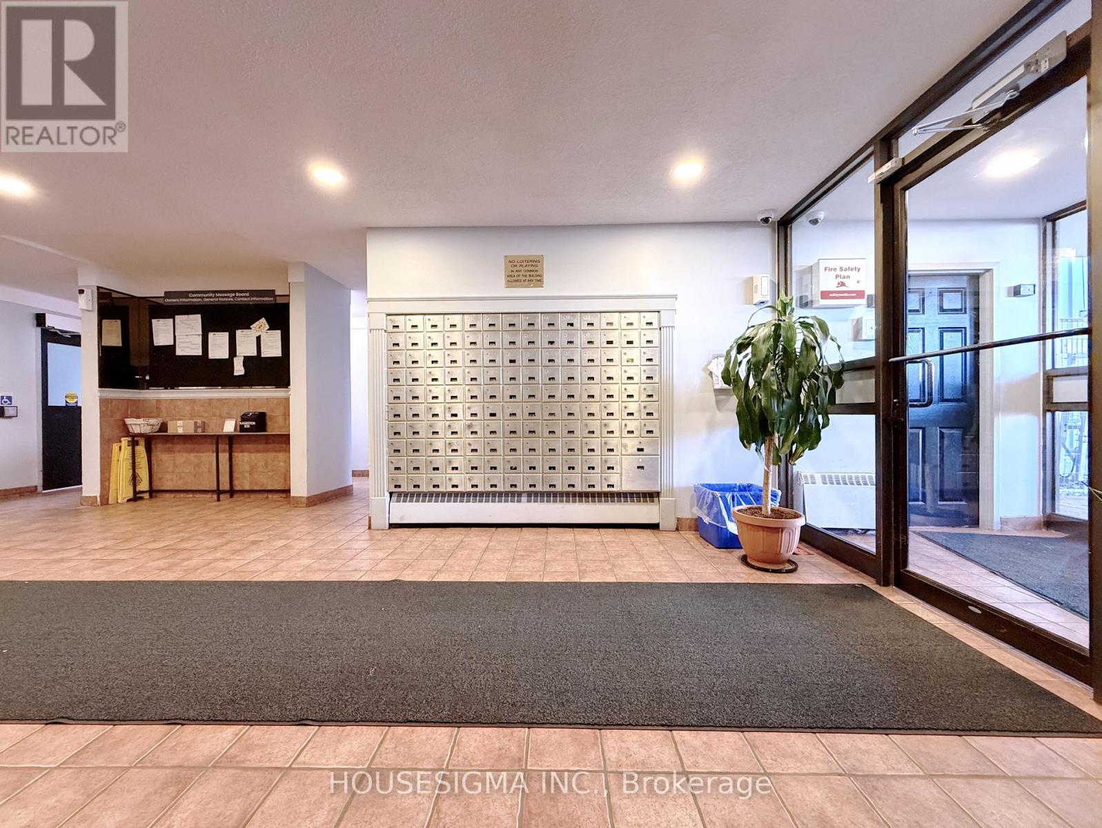 1002 - 15 Albright Road, Hamilton, Ontario  L8K 5J2 - Photo 31 - X12986224