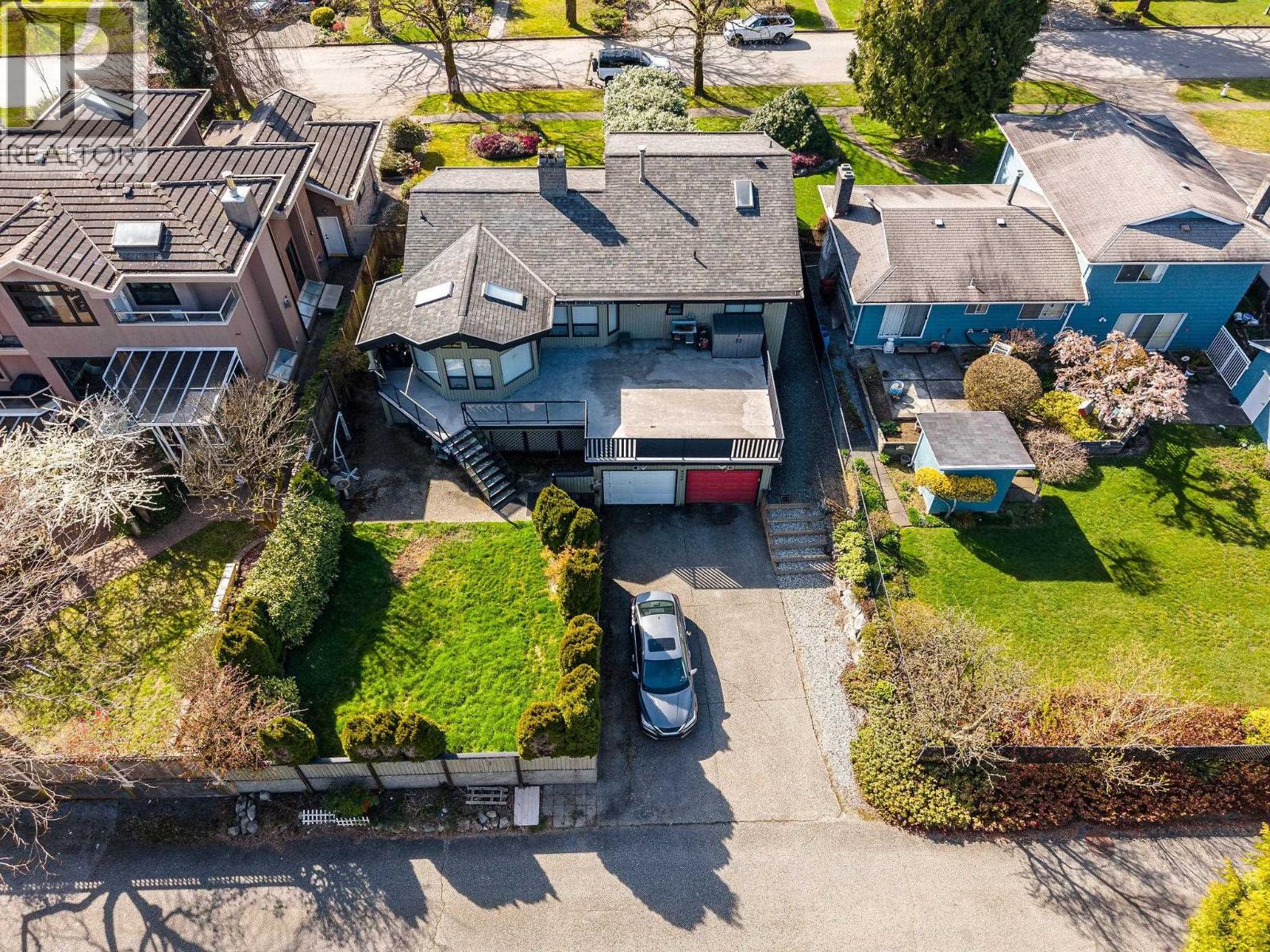 4264 Fitzgerald Avenue, Burnaby, British Columbia  V5G 3R8 - Photo 35 - R3109838