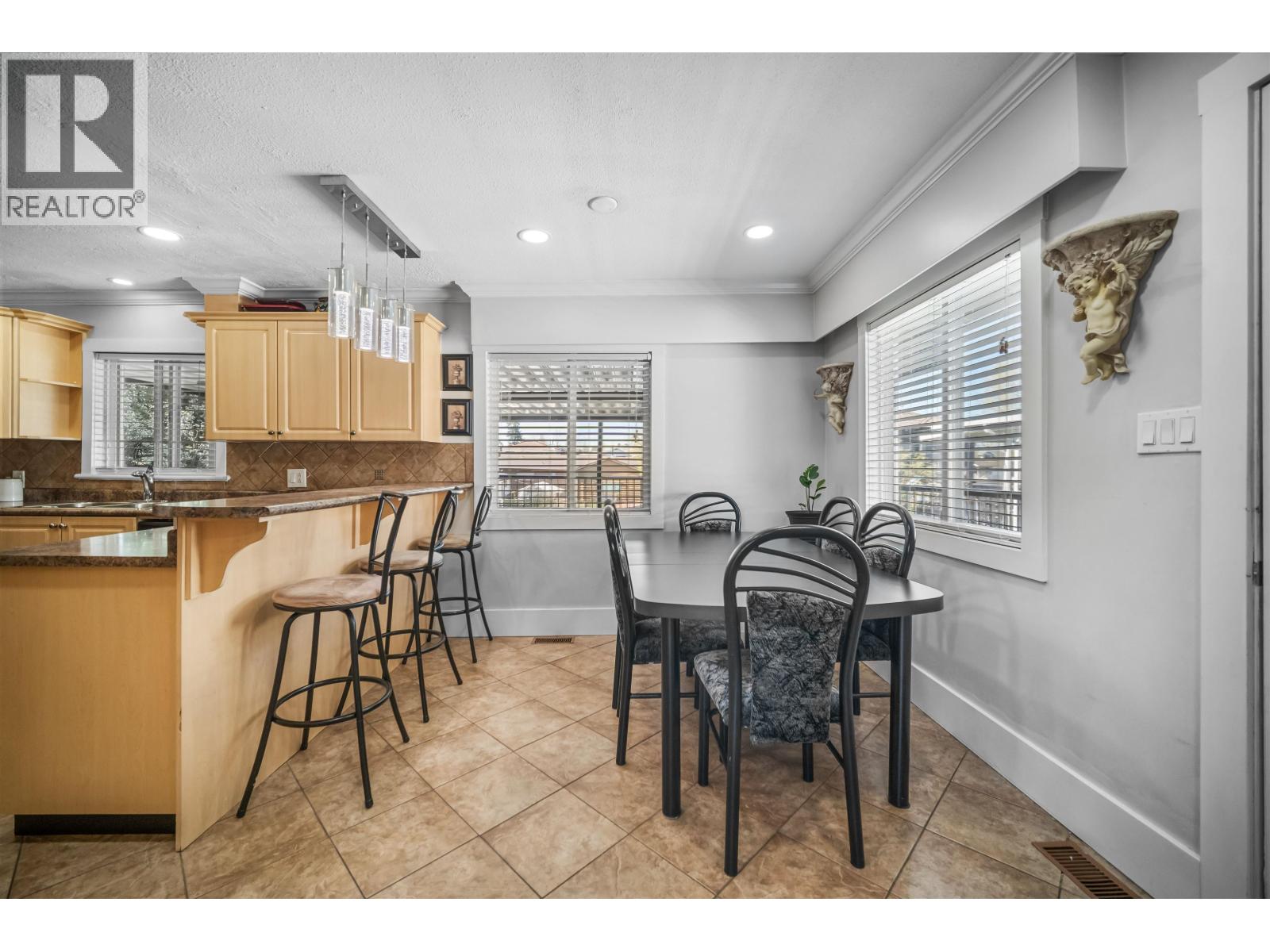 228 Pembina Street, New Westminster, British Columbia  V3M 5J4 - Photo 10 - R3110038