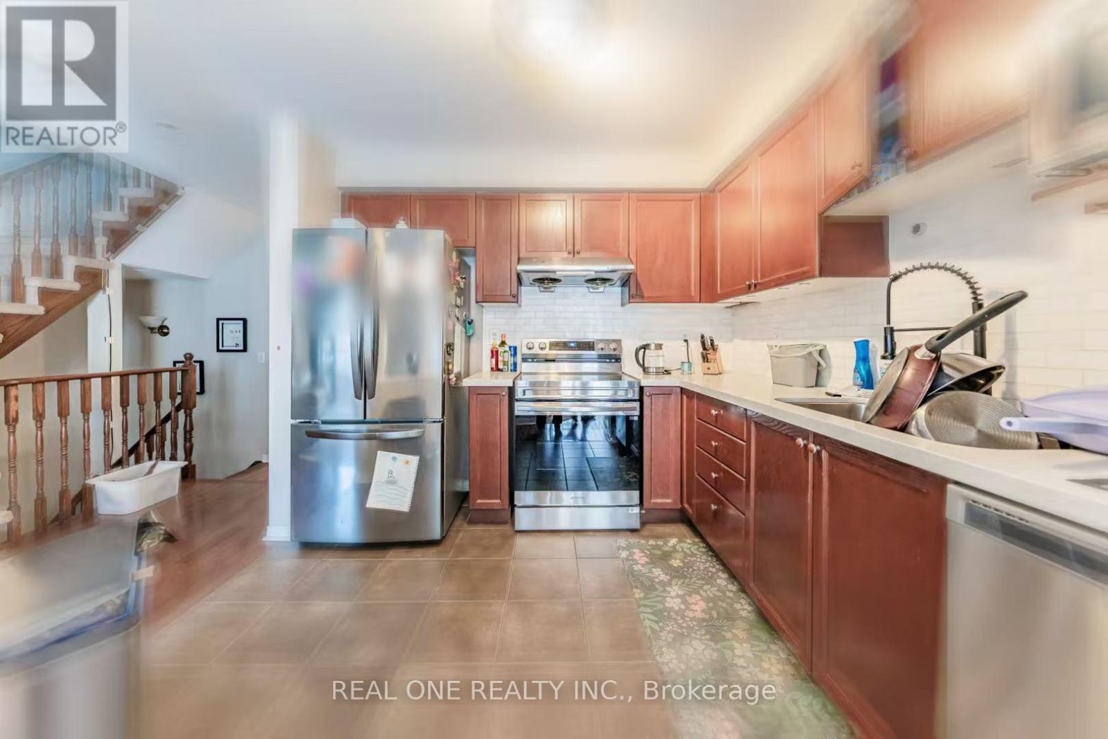 37 Bilbrough Street, Aurora, Ontario  L4G 7W3 - Photo 8 - N12980528