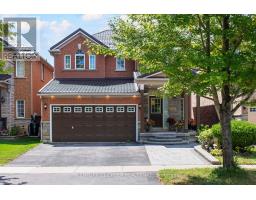 8 LAMPMAN DRIVE, Toronto, Ontario