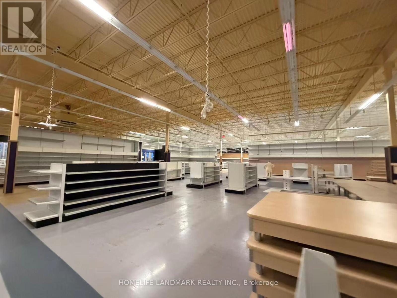 3075 Wonderland Rd S Road, London, Ontario N6L 1R4 - Photo 5 - X12962630