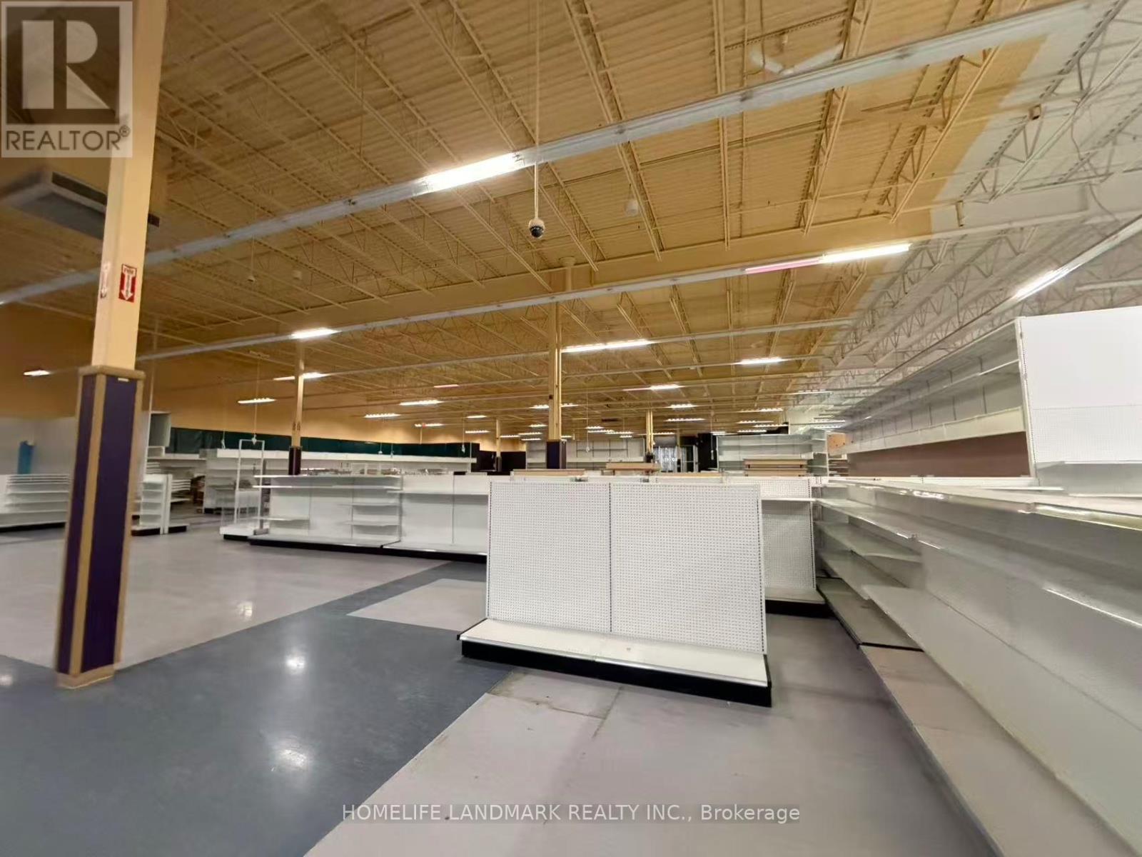 3075 Wonderland Rd S Road, London, Ontario N6L 1R4 - Photo 4 - X12962630