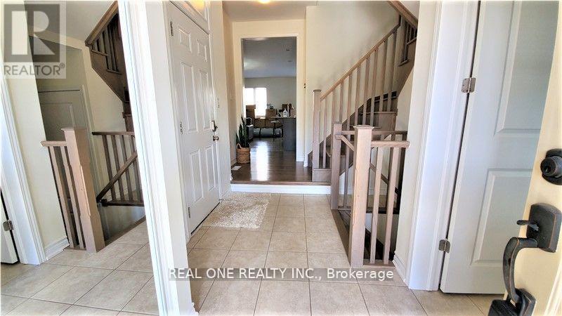 91 Orchardcroft Road, Oakville, Ontario  L6H 0M4 - Photo 2 - W12986248