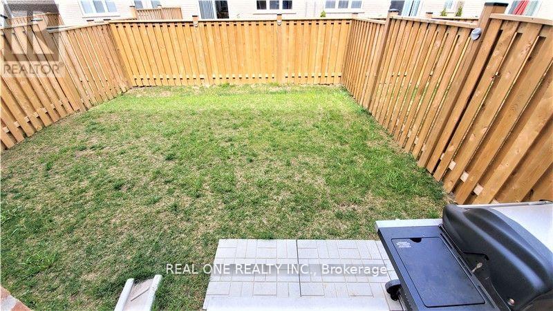 91 Orchardcroft Road, Oakville, Ontario  L6H 0M4 - Photo 9 - W12986248