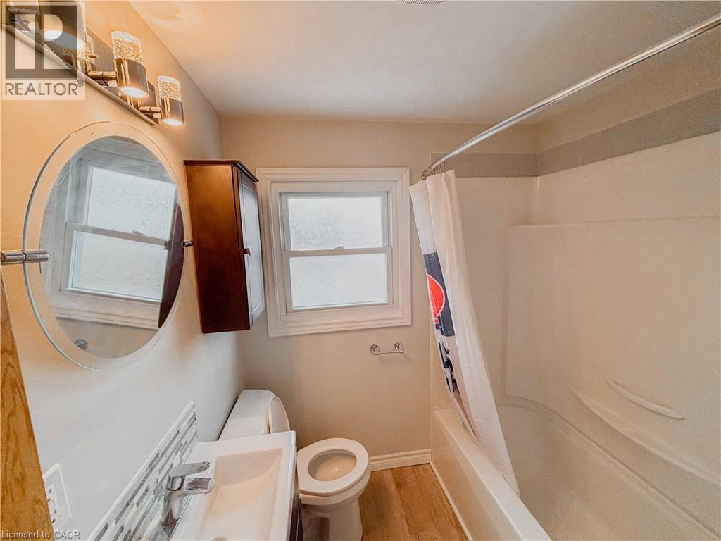 122 Weber Street S, Waterloo, Ontario N2J 2A7 - Photo 13 - 40819830