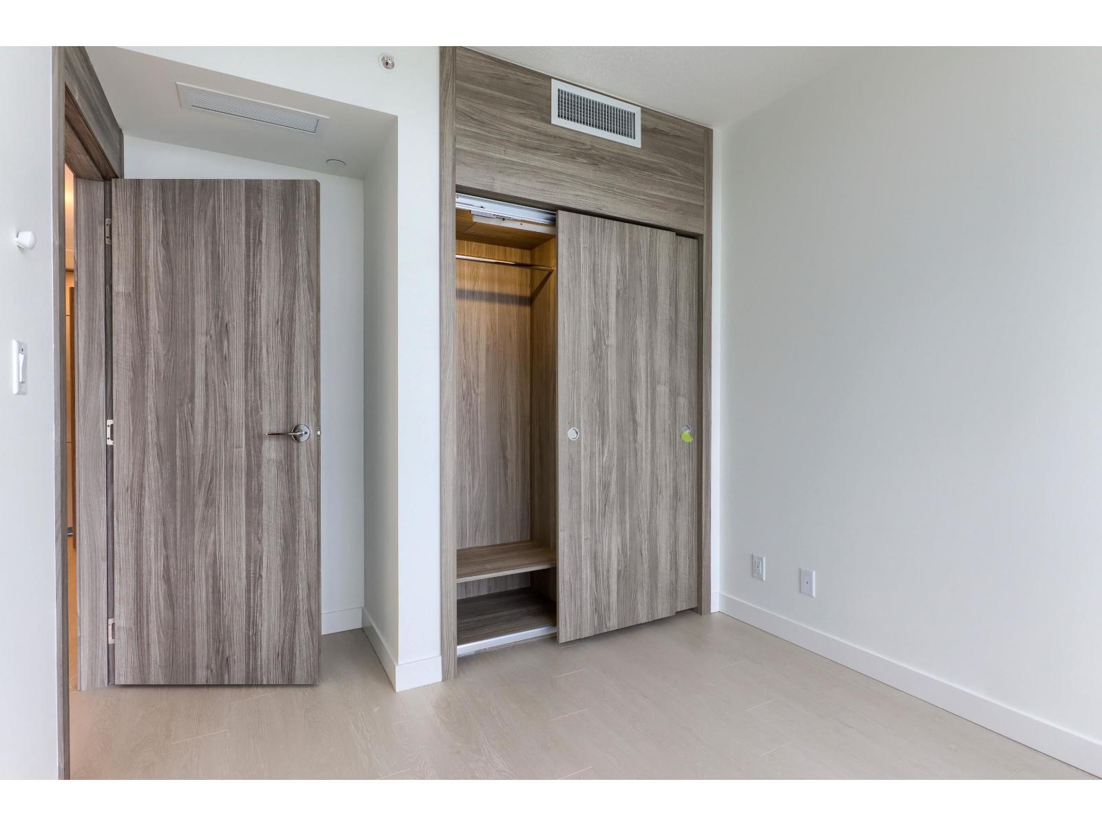 2106 13768 100 Avenue, Surrey, British Columbia  V3T 0V2 - Photo 4 - R3109887