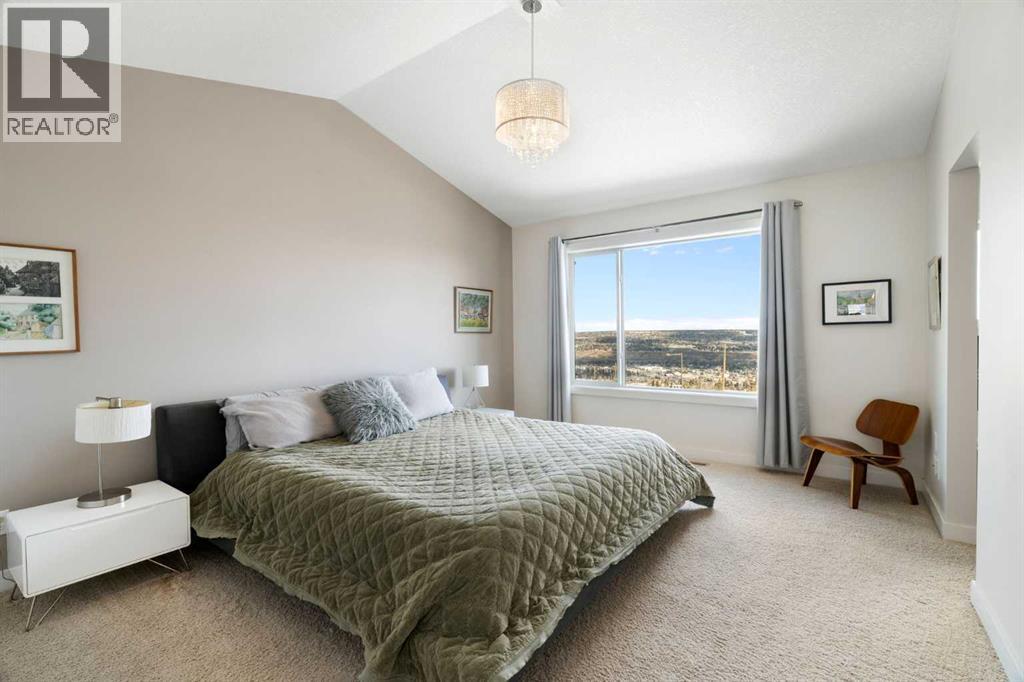 61 Cougar Ridge Cove SW, Calgary, Alberta  T3H 0S5 - Photo 20 - A2300421