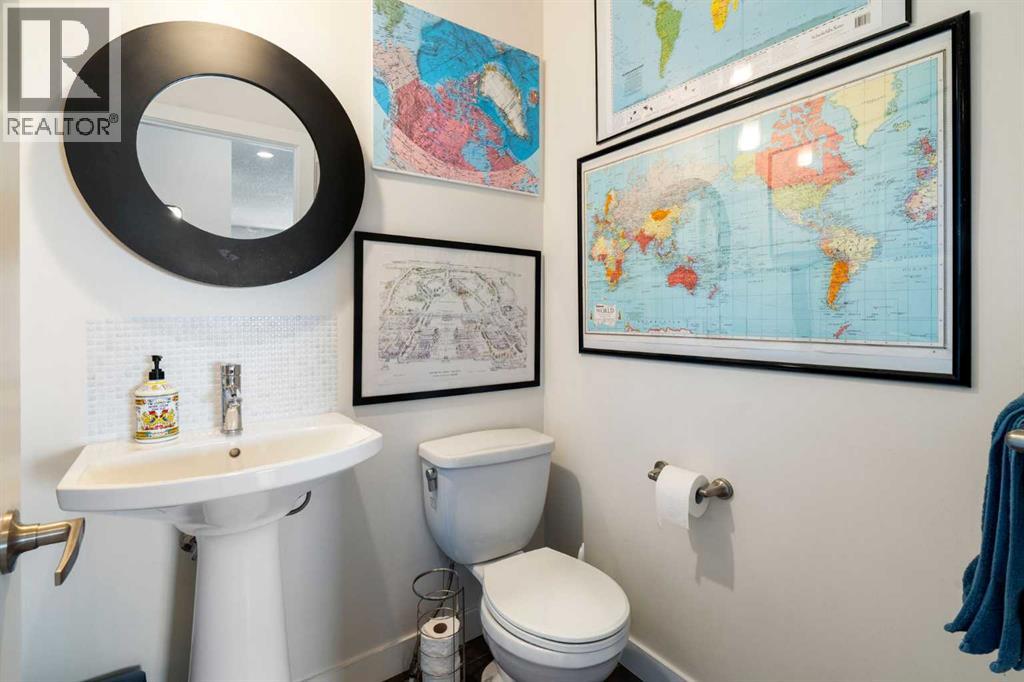 61 Cougar Ridge Cove SW, Calgary, Alberta  T3H 0S5 - Photo 15 - A2300421